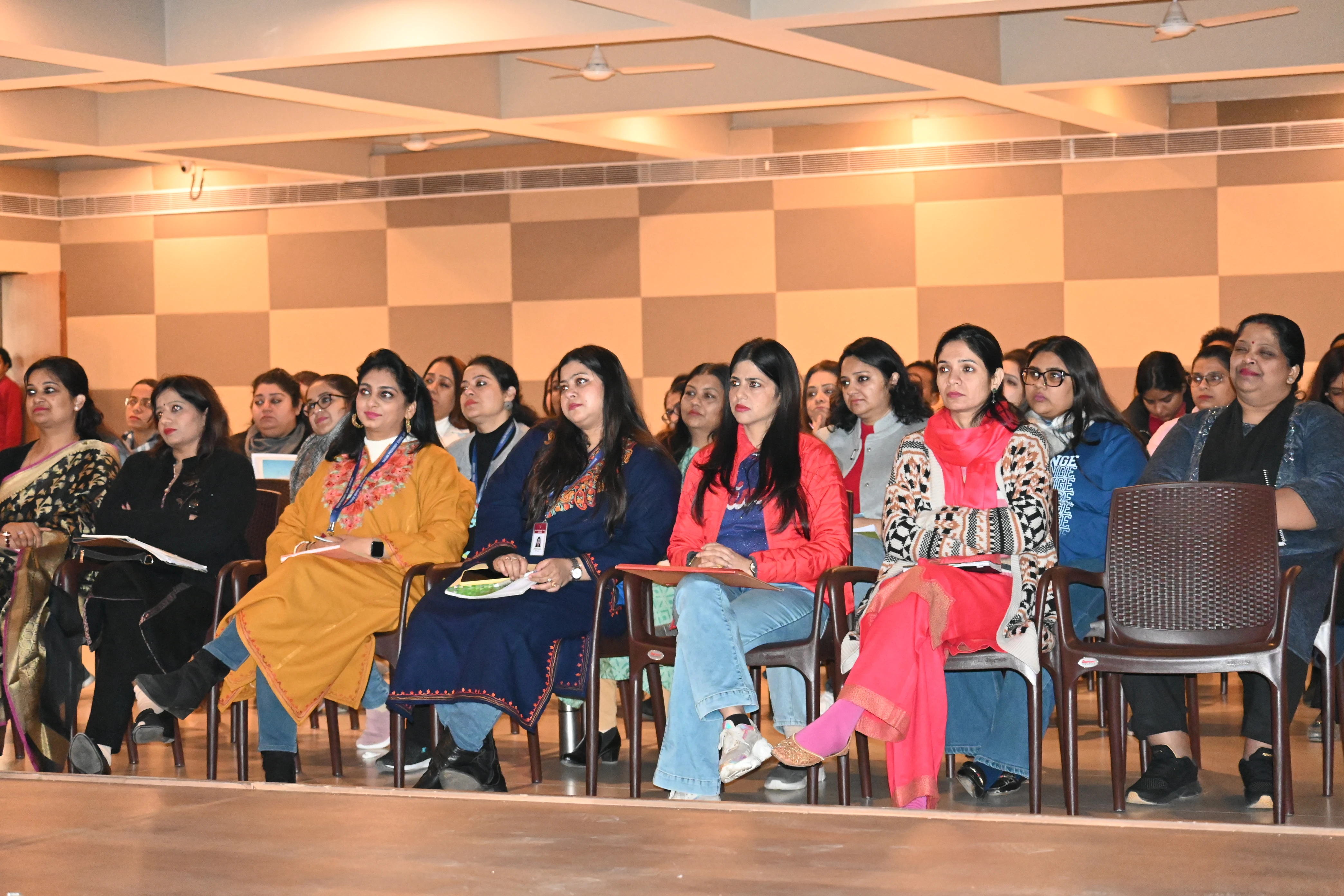 474721707215129_hc-2