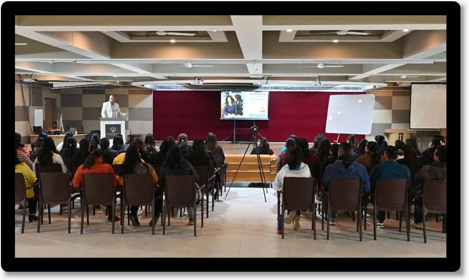 625b284b-0701-4683-b7ca-317958da9b74